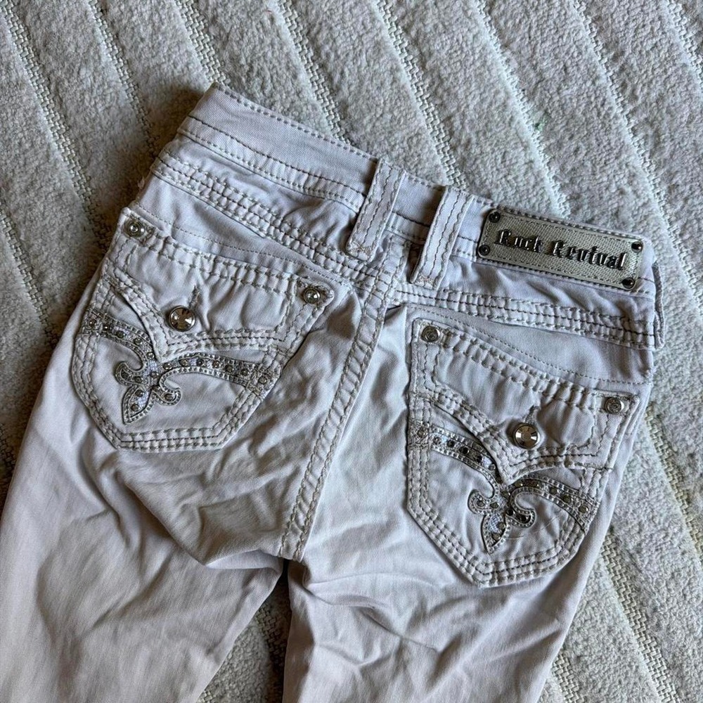VTG Y2K Rock Revival low rise skinny jeans size 24 silver embellishments grunge